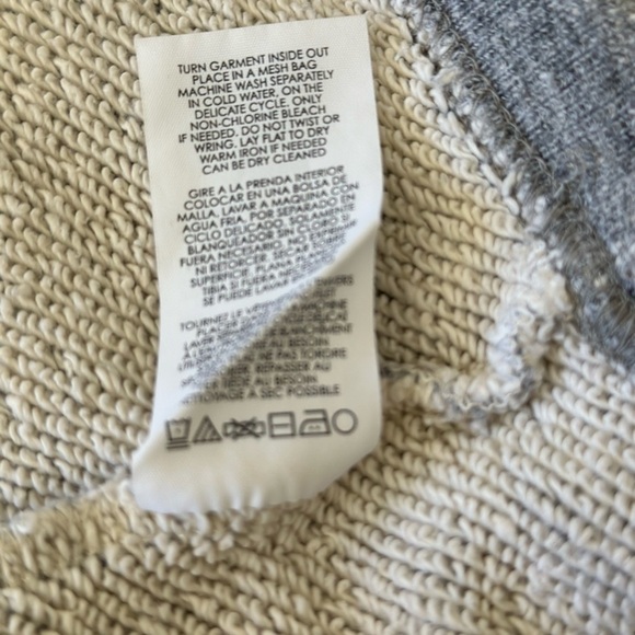 2 for $26 CAbi Fusion Sweatshirt Sweater Cable Knit Gray Drop Shoulder Medium - Picture 6 of 7